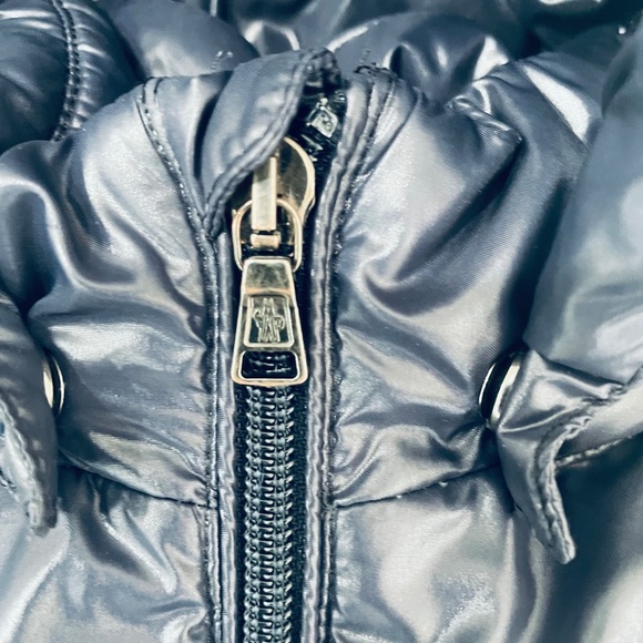 MONCLER {3} Coat Navy Blue Girls' Puffer Zip-Up Detachable Hood - Picture 10 of 12